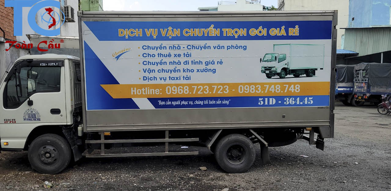 Xe tải chở hàng 2 tấn