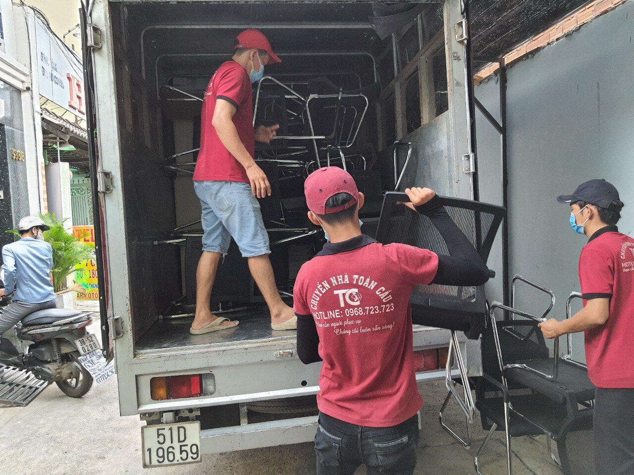 Dịch vụ chuyển văn phòng trọn gói quận 8